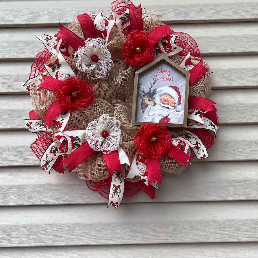 Skinny mesh holiday wreath